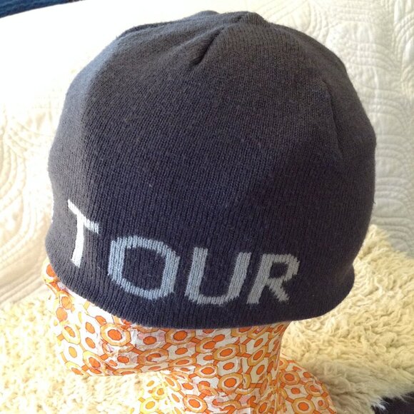 NWOT PGA Tour Golf Knit Beanie; OS, striped Grey, Hole-in-One; Fall and Winter - Picture 6 of 6